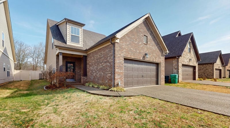 233 Donna Dr, Hendersonville, TN 37075