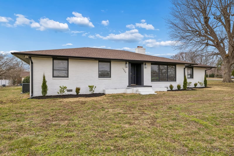 1409 Nashville Hwy, Columbia, TN 38401