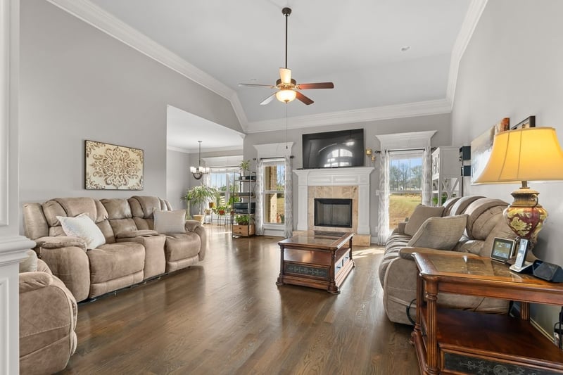 70 Cherokee Dock Rd, Lebanon, TN 37087