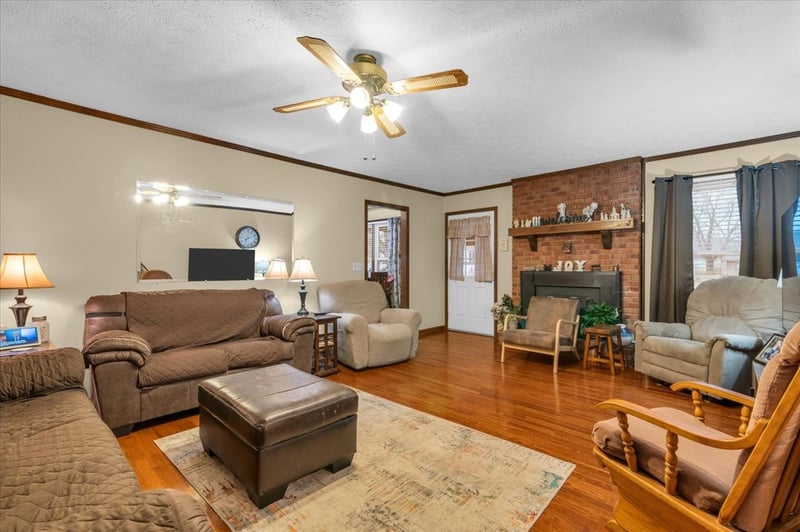 452 Campfire Dr, Murfreesboro, TN 37129