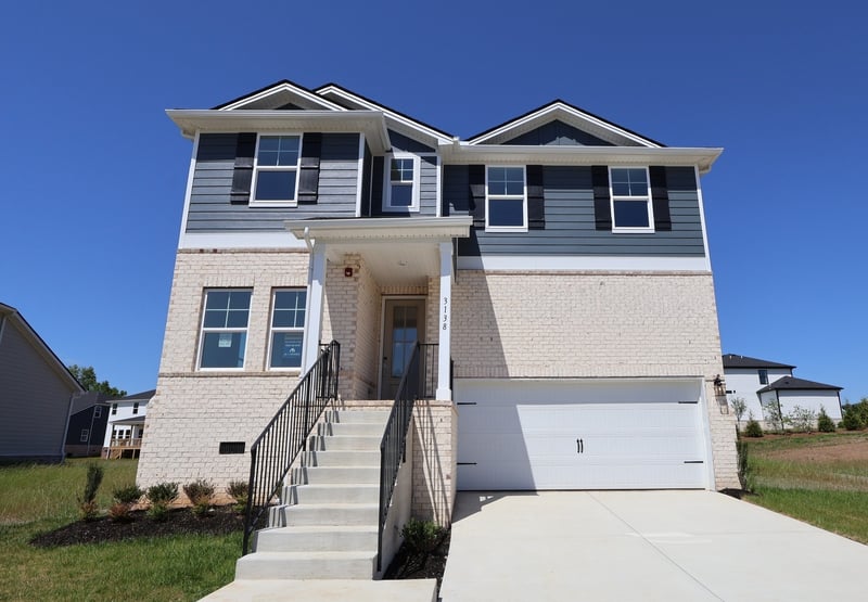 3138 Rolling Brook Dr, Columbia, TN 38401