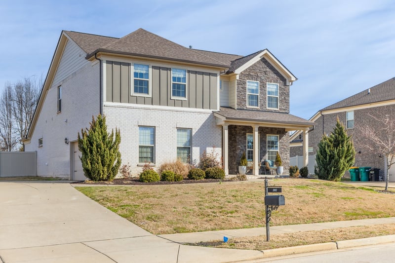 1002 Maleventum Way, Spring Hill, TN 37174