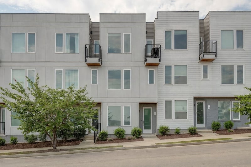 72 Fern Ave, Nashville, TN 37207