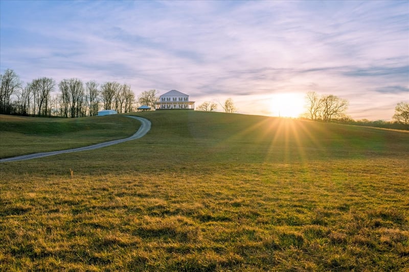 185 Thompson Rd, Dickson, TN 37055