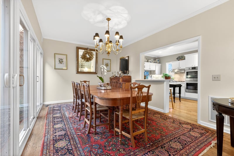 638 Timber Ln, Nashville, TN 37215