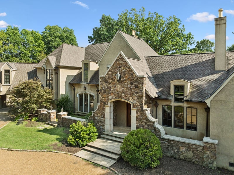 1011 Gateway Ln, Nashville, TN 37220