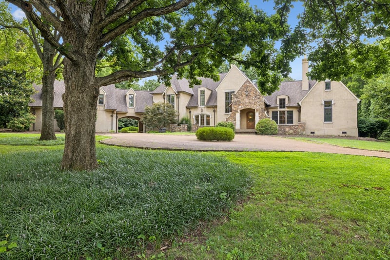 1011 Gateway Ln, Nashville, TN 37220