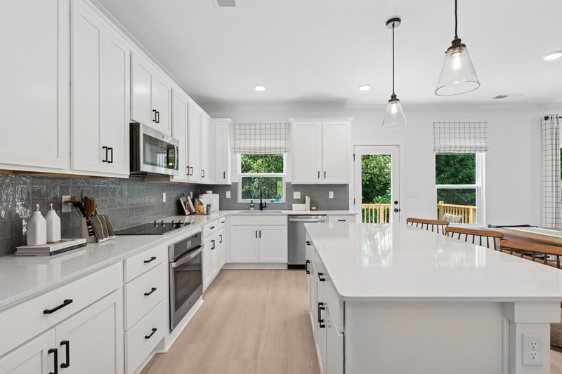 2944 Sharpstone Dr, Columbia, TN 38401