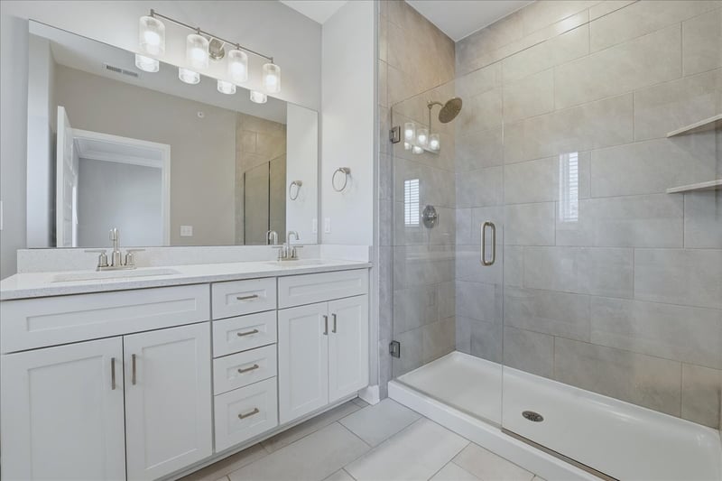 7483 Highway 70 #302, Nashville, TN 37221