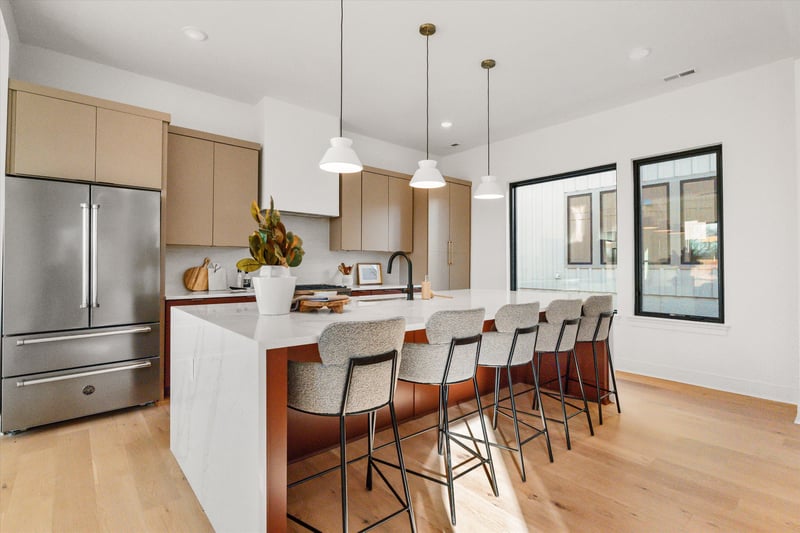 627 Richmond Bnd, Nashville, TN 37206