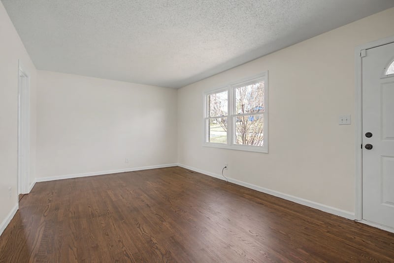 2004 Morris Ave, Columbia, TN 38401