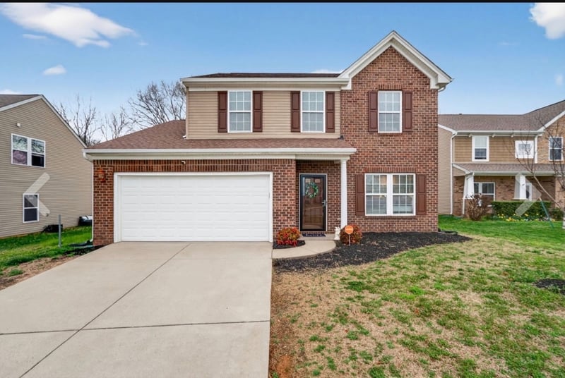 2653 Jordan Ridge Dr, Nashville, TN 37218