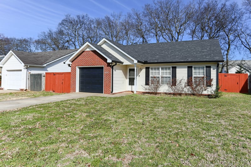 3012 Roscommon Dr, Murfreesboro, TN 37128