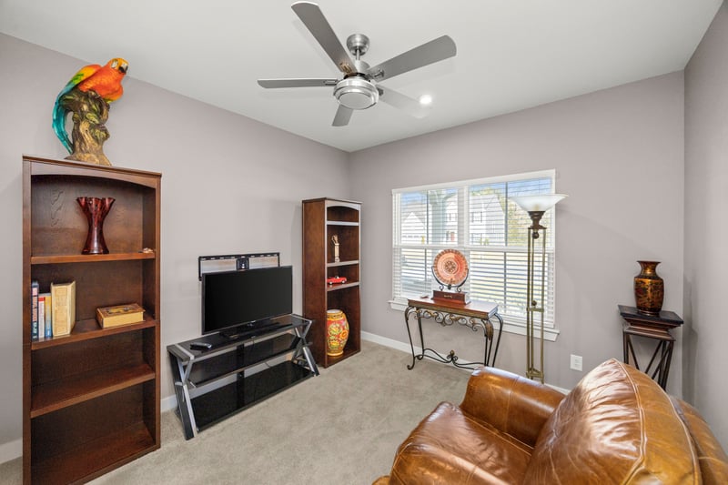 2111 Hideaway Ln, Murfreesboro, TN 37128