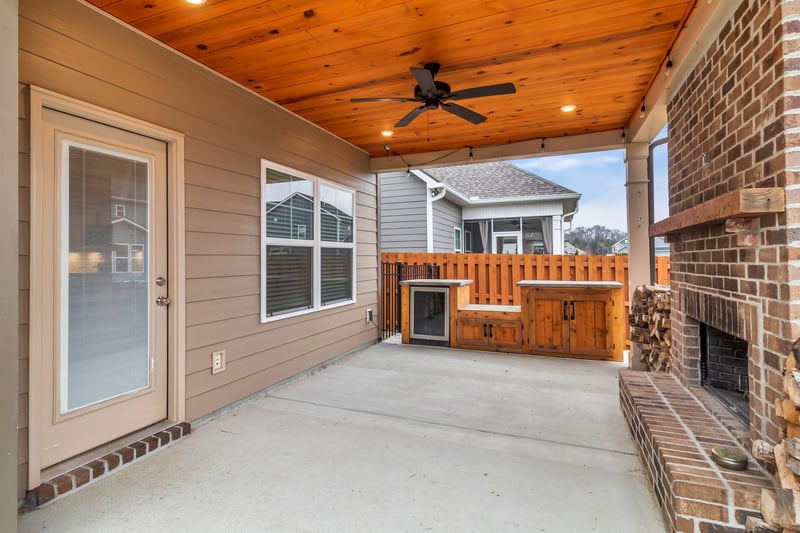 1455 Cotillion Dr, Murfreesboro, TN 37128