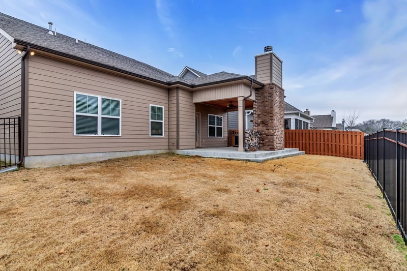 1455 Cotillion Dr, Murfreesboro, TN 37128