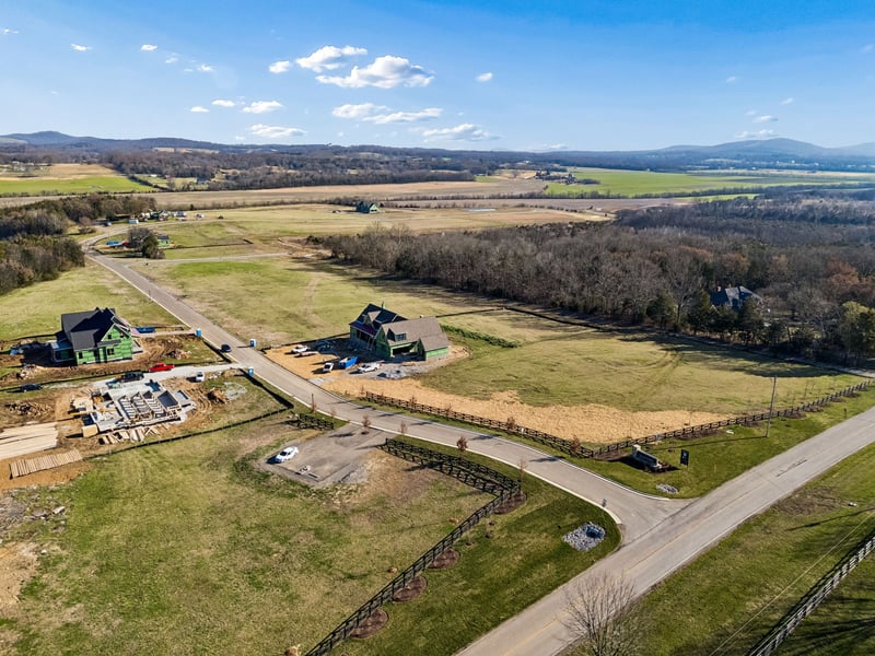 8709 Iron Willow Ps, Eagleville, TN 37060