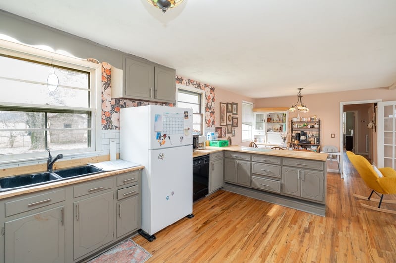 1610 Bartway Dr, Murfreesboro, TN 37130