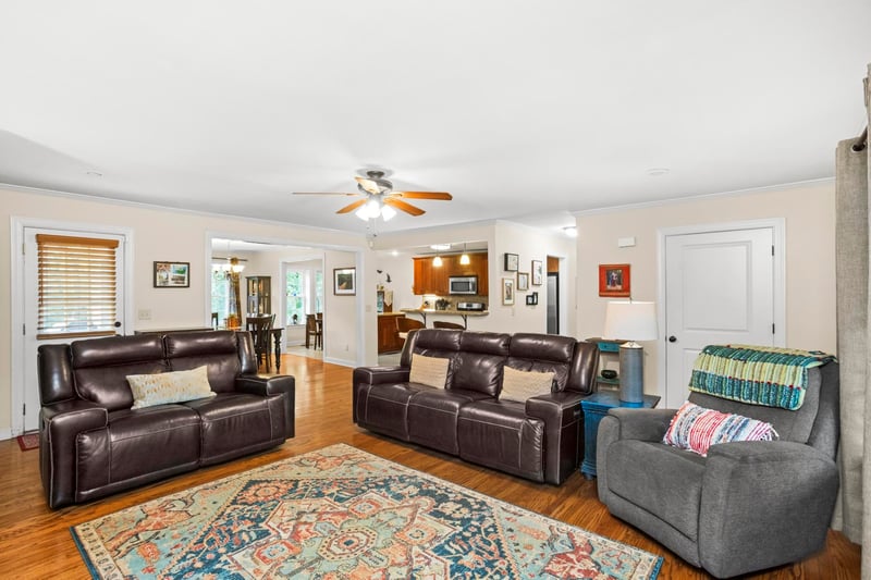 773 Brook Hollow Rd, Nashville, TN 37205