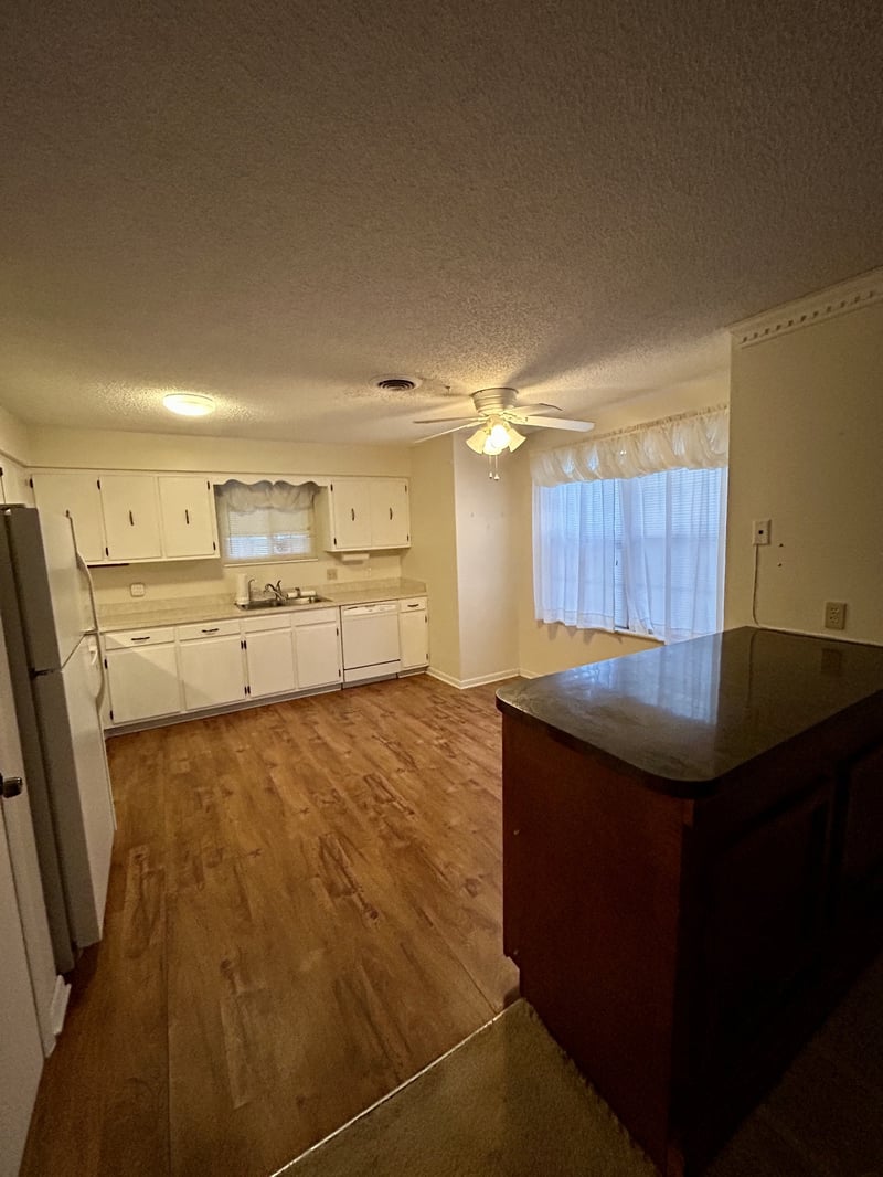 5600 Country Dr #162, Nashville, TN 37211