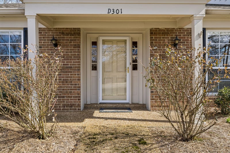8300 Sawyer Brown Rd #D301, Nashville, TN 37221