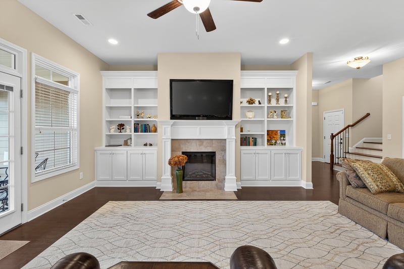 2249 Stonecenter Ln, Murfreesboro, TN 37128