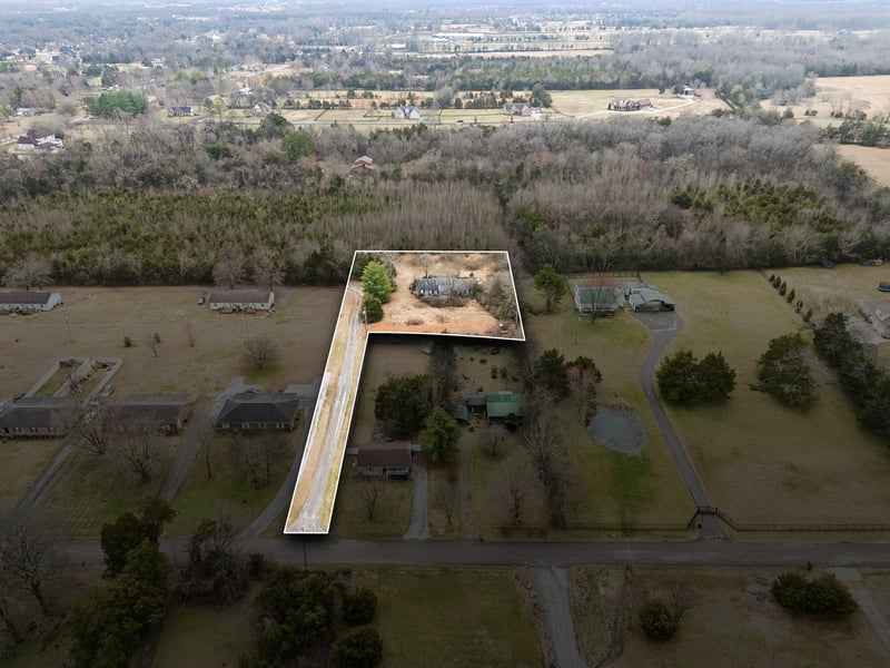 1187 Lawrence Rd, Murfreesboro, TN 37128