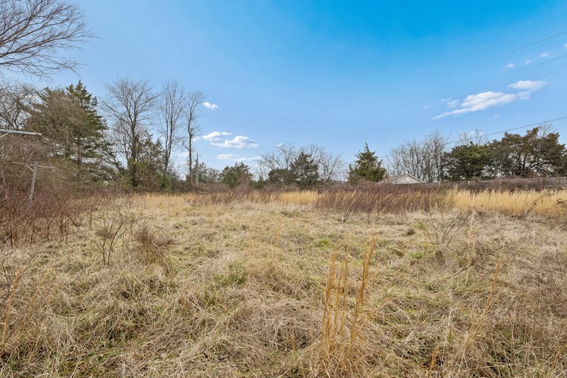 1187 Lawrence Rd, Murfreesboro, TN 37128