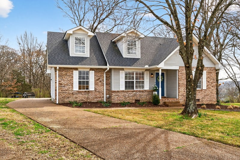 709 Ashworth Cir, Nashville, TN 37211