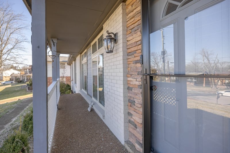 3016 Runabout Dr, Nashville, TN 37217