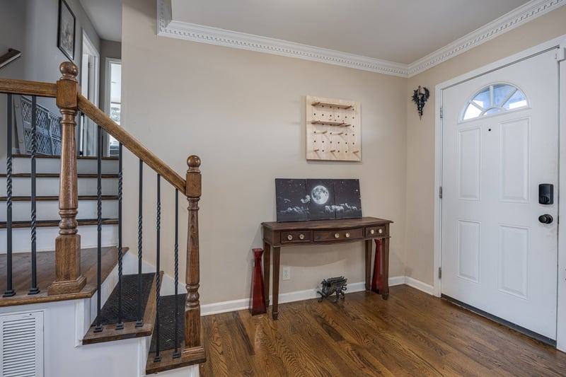 3016 Runabout Dr, Nashville, TN 37217