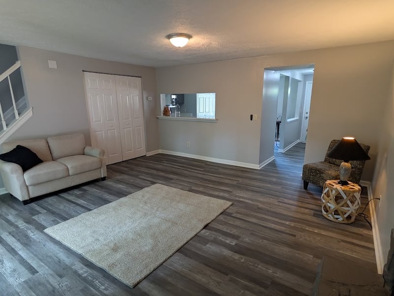 2830 Lake Forest Dr, Nashville, TN 37217