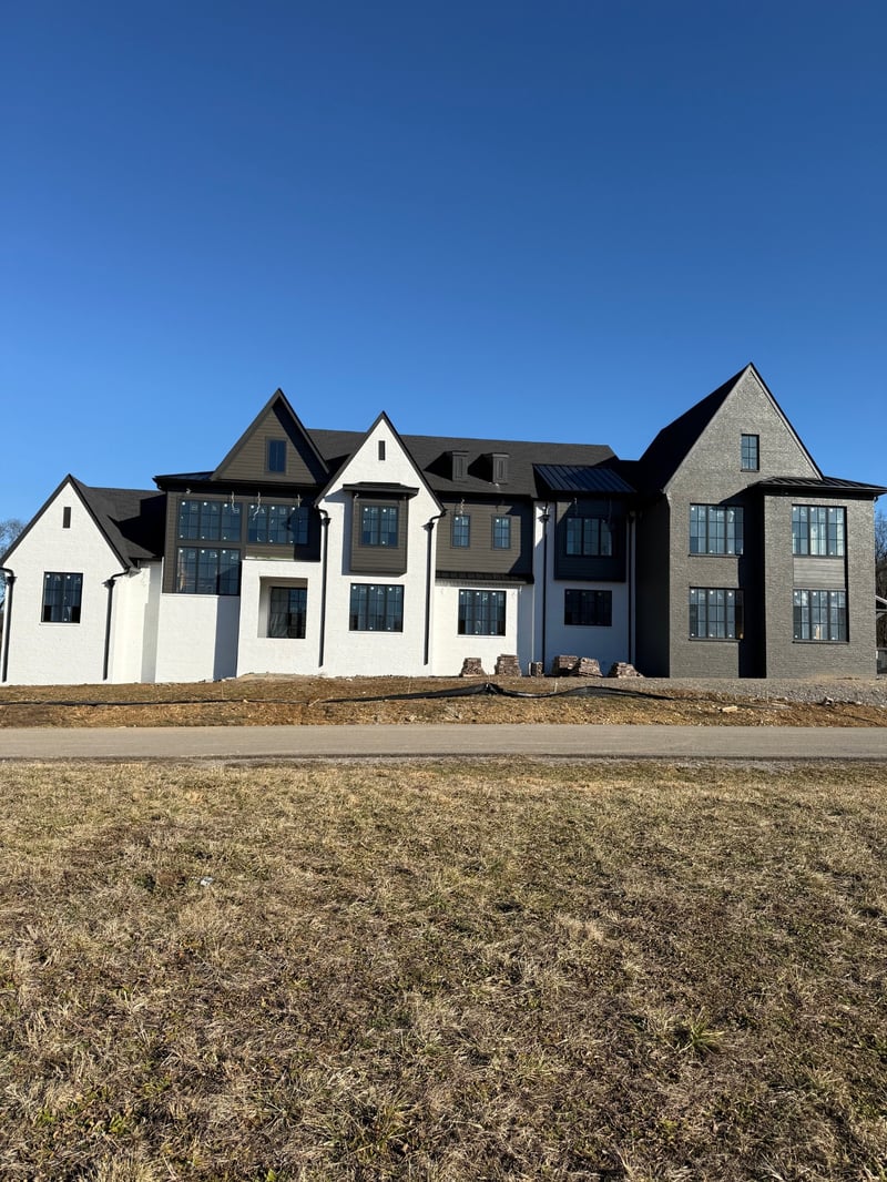 1932 Silver Fox Rd, Thompsons Station, TN 37179