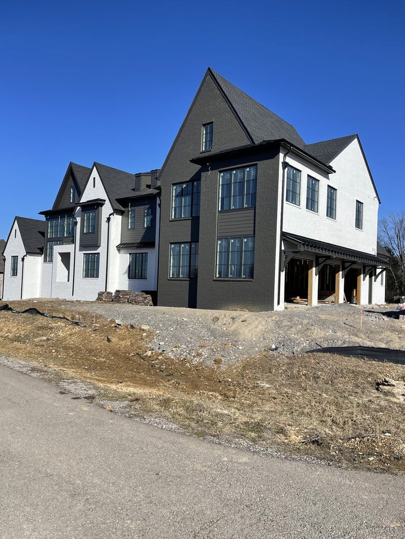 1932 Silver Fox Rd, Thompsons Station, TN 37179