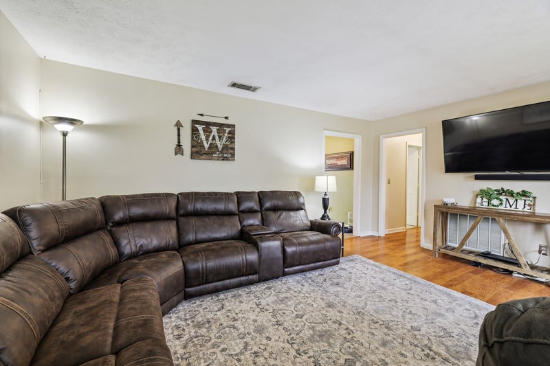 212 Glenrose Ln, Smyrna, TN 37167