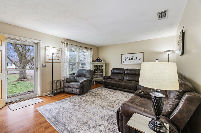 212 Glenrose Ln, Smyrna, TN 37167