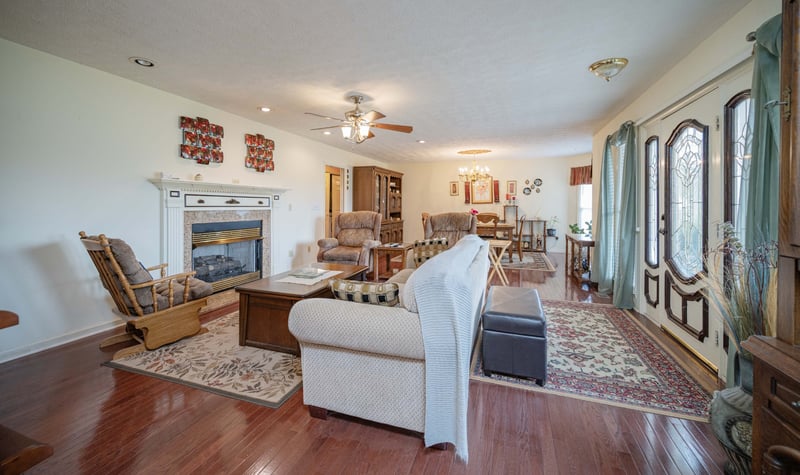 205 Meadowlark Ct, Dickson, TN 37055