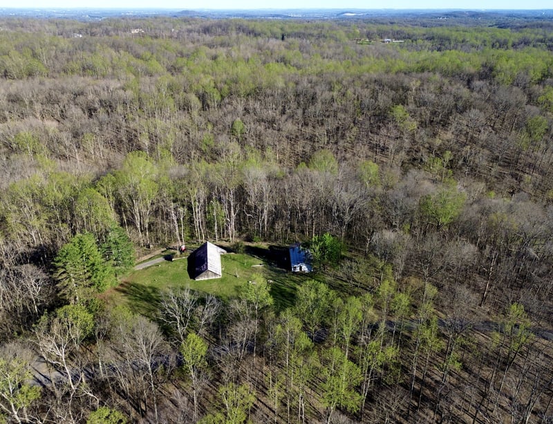 1314 Mud Hollow Rd, Hendersonville, TN 37075