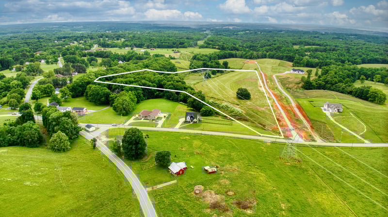 1930 Hickory Point Rd, Clarksville, TN 37043