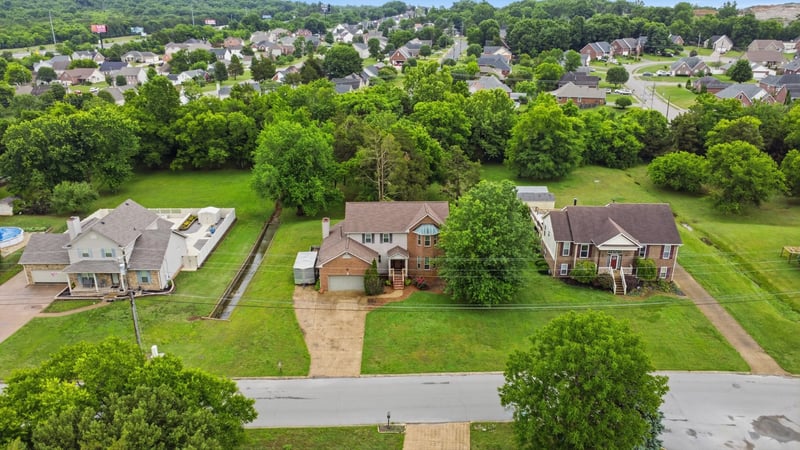 398 Clarkston Dr, Smyrna, TN 37167