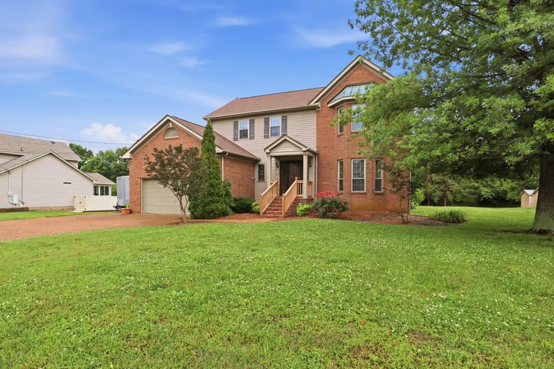 398 Clarkston Dr, Smyrna, TN 37167