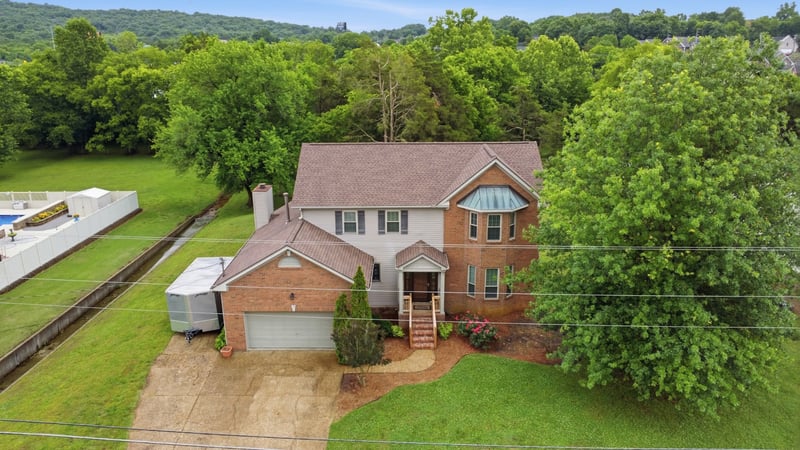 398 Clarkston Dr, Smyrna, TN 37167