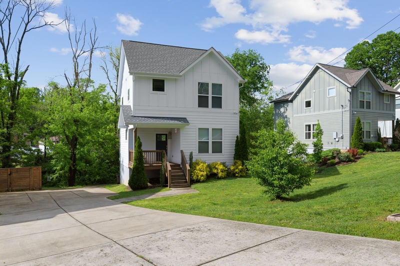 2676 Hartford Dr, Nashville, TN 37210