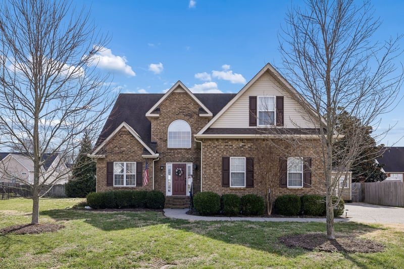 369 Chippen Ct, Murfreesboro, TN 37128