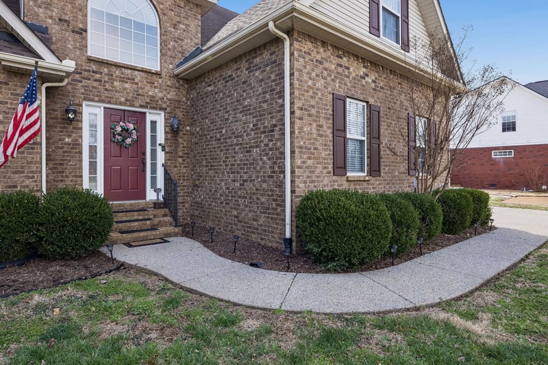 369 Chippen Ct, Murfreesboro, TN 37128