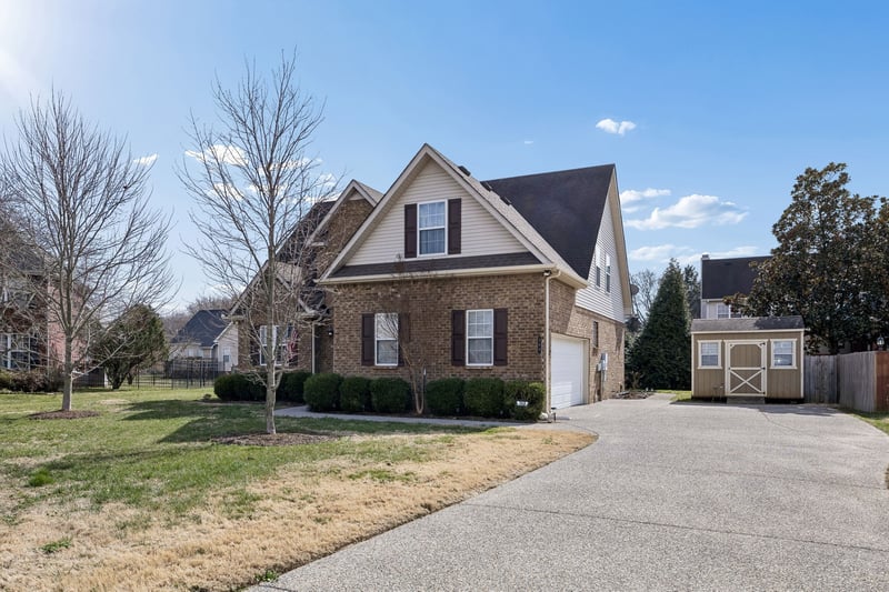 369 Chippen Ct, Murfreesboro, TN 37128