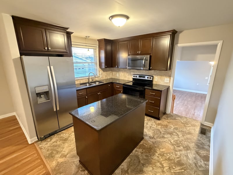 198 Wessington Pl, Hendersonville, TN 37075