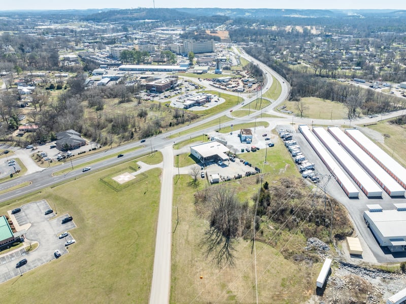 1 Tradewind Dr, Columbia, TN 38401