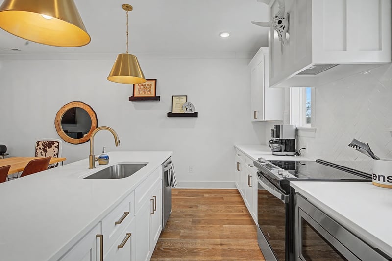 2034 Maple View Ln, Nashville, TN 37207