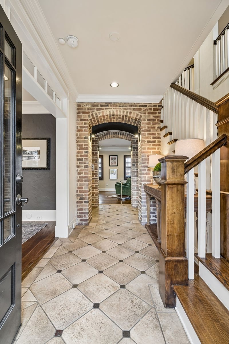 103 West End Close, Nashville, TN 37205